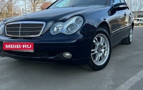 Mercedes-Benz C-Класс, 2002 год, 700 000 рублей, 4 фотография