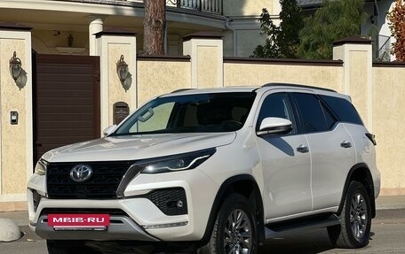 Toyota Fortuner II, 2020 год, 4 350 000 рублей, 2 фотография