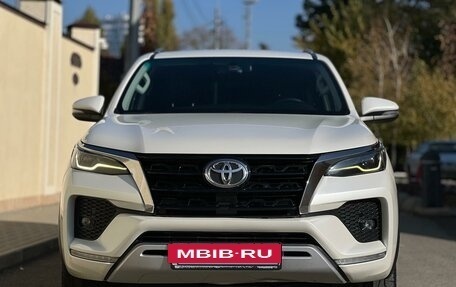 Toyota Fortuner II, 2020 год, 4 350 000 рублей, 4 фотография