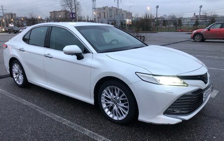 Toyota Camry, 2020 год, 3 490 000 рублей, 6 фотография