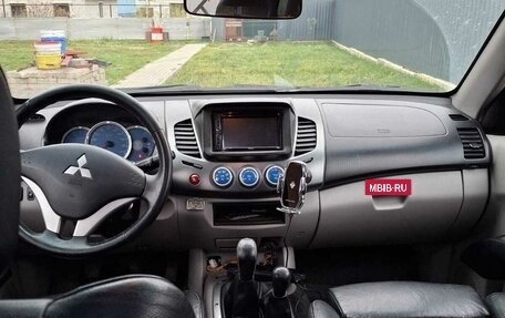 Mitsubishi L200 IV рестайлинг, 2007 год, 1 250 000 рублей, 10 фотография