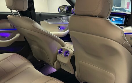 Mercedes-Benz E-Класс, 2017 год, 3 340 000 рублей, 21 фотография