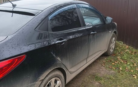 Hyundai Solaris II рестайлинг, 2013 год, 770 000 рублей, 3 фотография