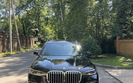 BMW X7, 2021 год, 8 350 000 рублей, 2 фотография