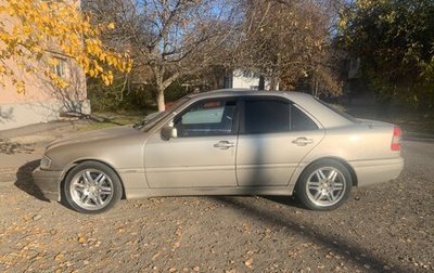 Mercedes-Benz C-Класс, 1994 год, 850 000 рублей, 1 фотография