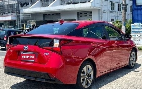 Toyota Prius IV XW50, 2022 год, 3 230 000 рублей, 7 фотография