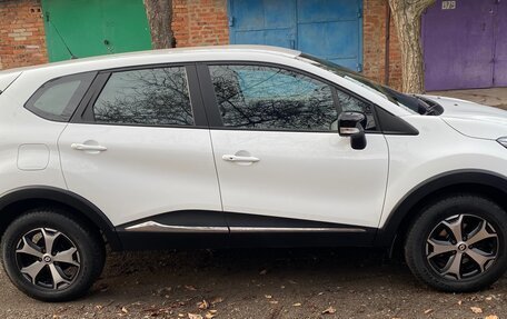 Renault Kaptur I рестайлинг, 2020 год, 1 950 000 рублей, 3 фотография