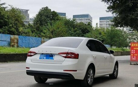 Skoda Octavia, 2021 год, 1 660 000 рублей, 4 фотография