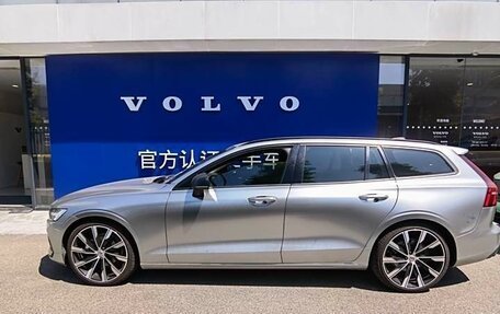 Volvo V60 II, 2020 год, 3 000 123 рублей, 3 фотография