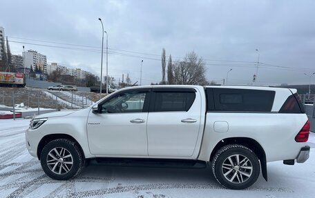 Toyota Hilux VIII, 2016 год, 3 590 000 рублей, 4 фотография