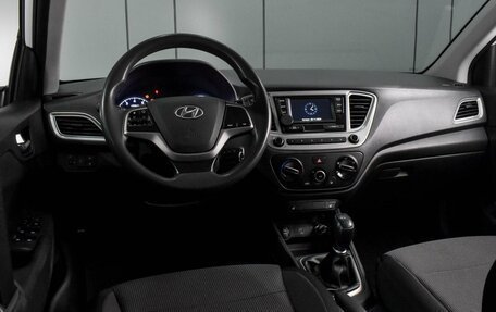 Hyundai Solaris II рестайлинг, 2019 год, 1 299 000 рублей, 6 фотография