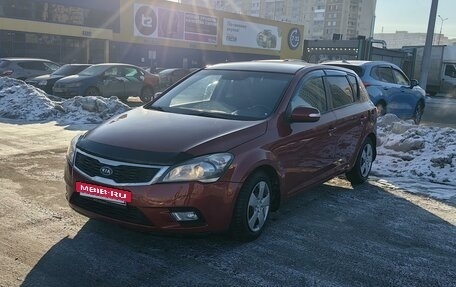 KIA cee'd I рестайлинг, 2010 год, 740 000 рублей, 7 фотография