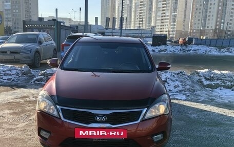 KIA cee'd I рестайлинг, 2010 год, 740 000 рублей, 4 фотография