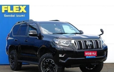 Toyota Land Cruiser Prado 150 рестайлинг 2, 2021 год, 4 170 000 рублей, 2 фотография