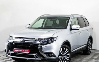 Mitsubishi Outlander III рестайлинг 3, 2018 год, 2 670 000 рублей, 1 фотография