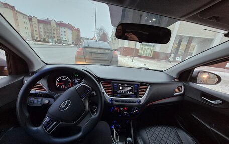 Hyundai Solaris II рестайлинг, 2018 год, 1 270 000 рублей, 1 фотография