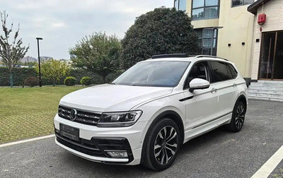 Volkswagen Tiguan II, 2021 год, 3 000 777 рублей, 1 фотография