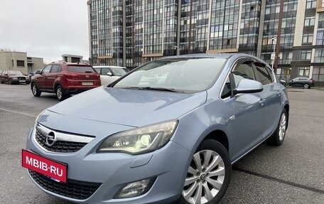 Opel Astra J, 2010 год, 775 000 рублей, 2 фотография