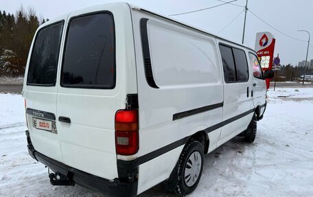 Toyota HiAce H100, 1994 год, 399 000 рублей, 5 фотография