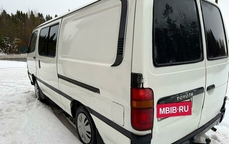 Toyota HiAce H100, 1994 год, 399 000 рублей, 8 фотография