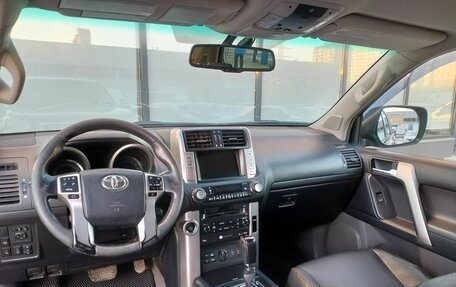 Toyota Land Cruiser Prado 150 рестайлинг 2, 2011 год, 2 999 000 рублей, 9 фотография