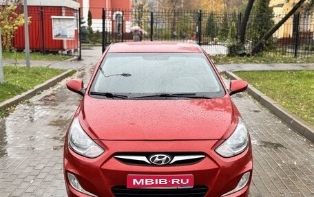 Hyundai Solaris II рестайлинг, 2014 год, 820 000 рублей, 1 фотография