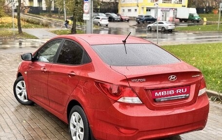 Hyundai Solaris II рестайлинг, 2014 год, 820 000 рублей, 5 фотография