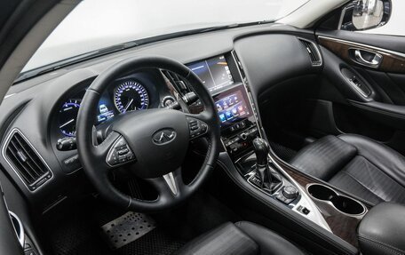 Infiniti Q50 I рестайлинг, 2014 год, 1 750 000 рублей, 18 фотография