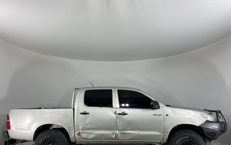 Toyota Hilux VII, 2013 год, 899 999 рублей, 4 фотография