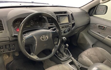 Toyota Hilux VII, 2013 год, 899 999 рублей, 11 фотография