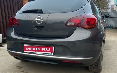 Opel Astra J, 2012 год, 1 050 000 рублей, 3 фотография