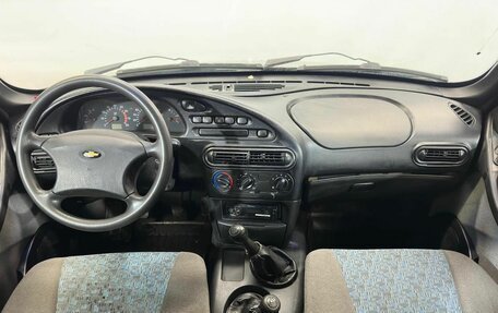 Chevrolet Niva I рестайлинг, 2004 год, 295 000 рублей, 9 фотография