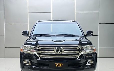 Toyota Land Cruiser 200, 2020 год, 8 633 000 рублей, 8 фотография