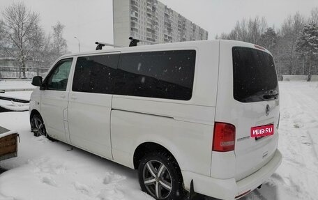 Volkswagen Multivan T5, 2013 год, 2 100 000 рублей, 5 фотография