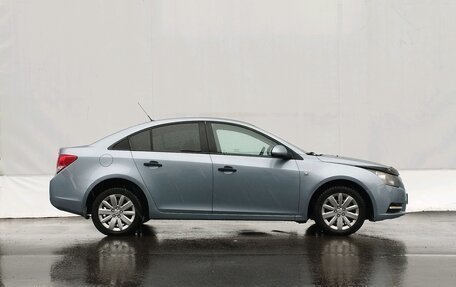 Chevrolet Cruze II, 2010 год, 580 000 рублей, 4 фотография