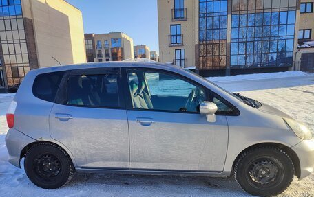 Honda Fit III, 2005 год, 570 000 рублей, 8 фотография