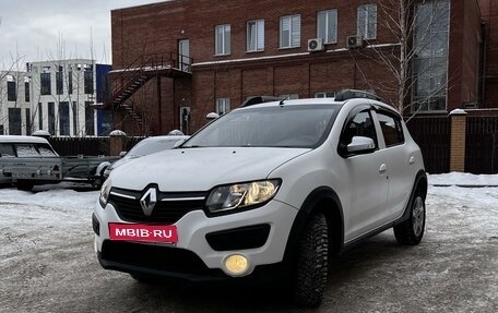 Renault Sandero II рестайлинг, 2017 год, 860 000 рублей, 1 фотография