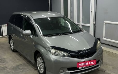 Toyota Wish II, 2011 год, 1 437 000 рублей, 2 фотография