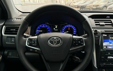 Toyota Camry, 2016 год, 2 090 000 рублей, 10 фотография