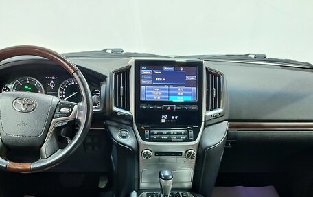 Toyota Land Cruiser 200, 2015 год, 5 850 000 рублей, 15 фотография