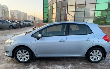 Toyota Auris II, 2007 год, 600 000 рублей, 2 фотография