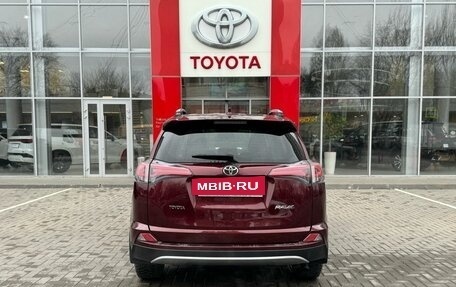 Toyota RAV4, 2017 год, 2 650 000 рублей, 6 фотография