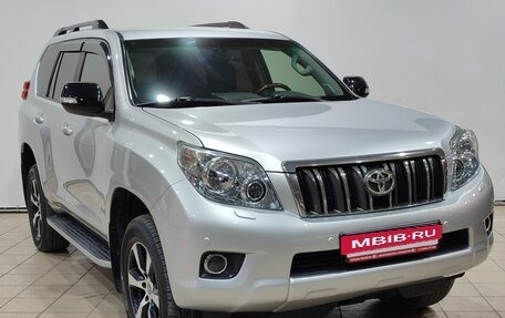 Toyota Land Cruiser Prado 150 рестайлинг 2, 2012 год, 3 330 000 рублей, 3 фотография