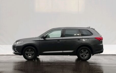 Mitsubishi Outlander III рестайлинг 3, 2017 год, 2 150 000 рублей, 8 фотография