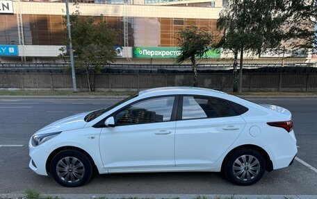 Hyundai Solaris II рестайлинг, 2018 год, 1 190 000 рублей, 3 фотография