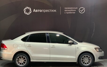 Volkswagen Polo VI (EU Market), 2012 год, 750 000 рублей, 5 фотография