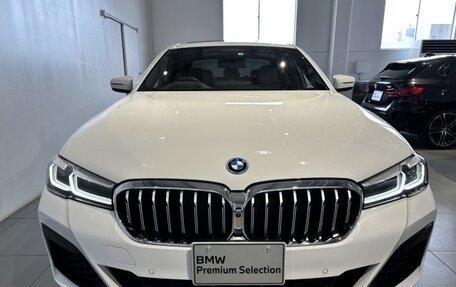 BMW 5 серия, 2022 год, 4 260 000 рублей, 2 фотография