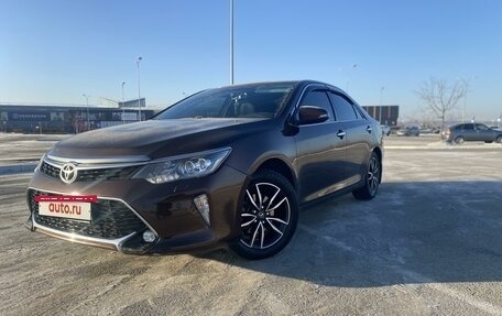 Toyota Camry, 2017 год, 2 480 000 рублей, 2 фотография