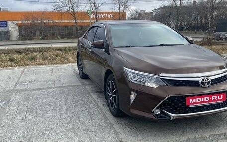 Toyota Camry, 2017 год, 2 480 000 рублей, 10 фотография