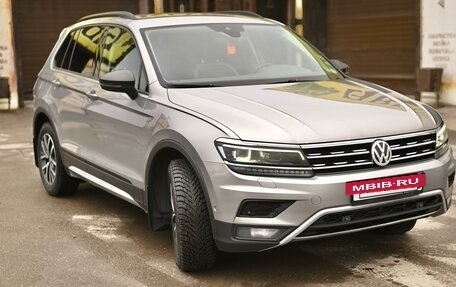 Volkswagen Tiguan II, 2019 год, 2 630 000 рублей, 4 фотография